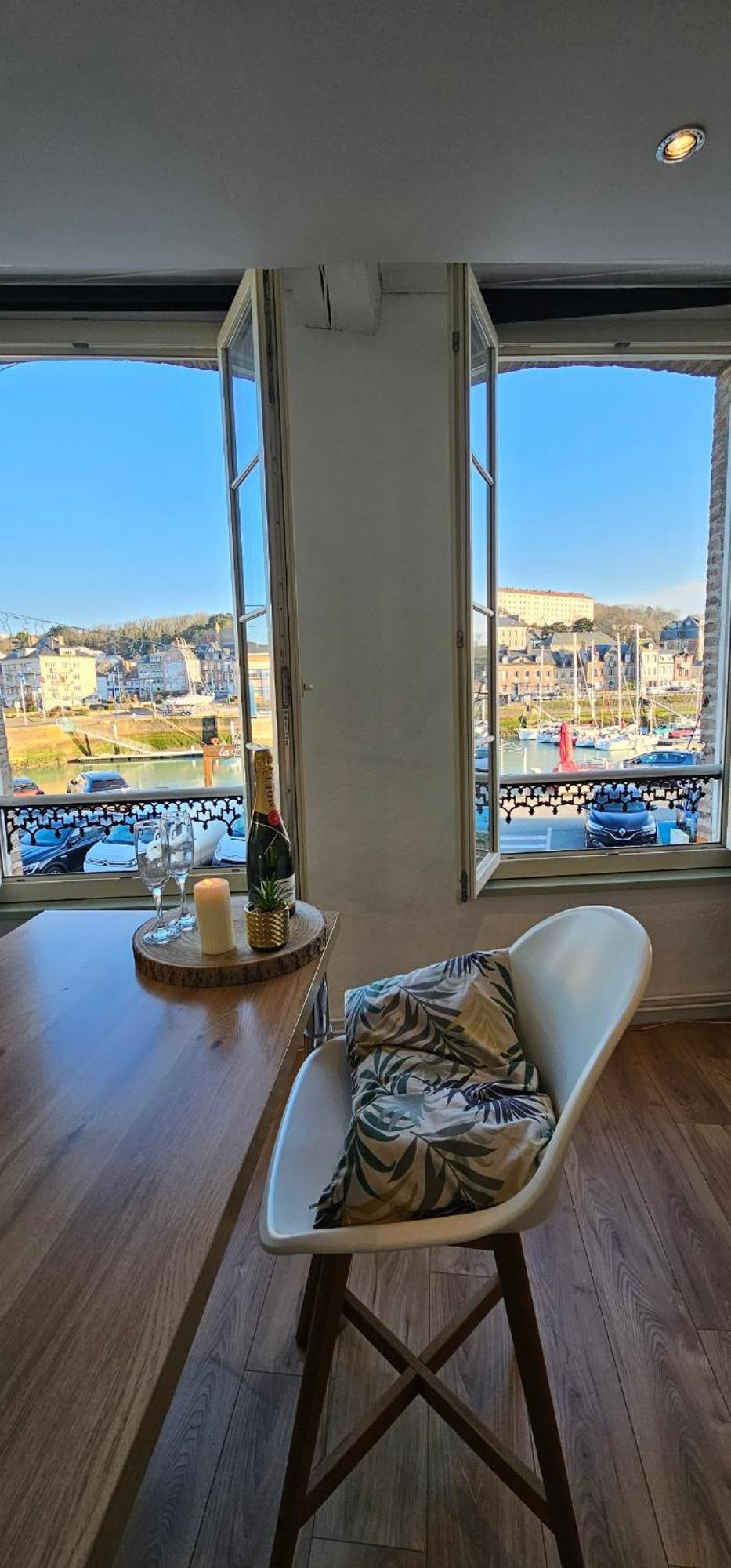 La Jungle - Vue Directe Et Magnifique Sur Le Port- Apartment *